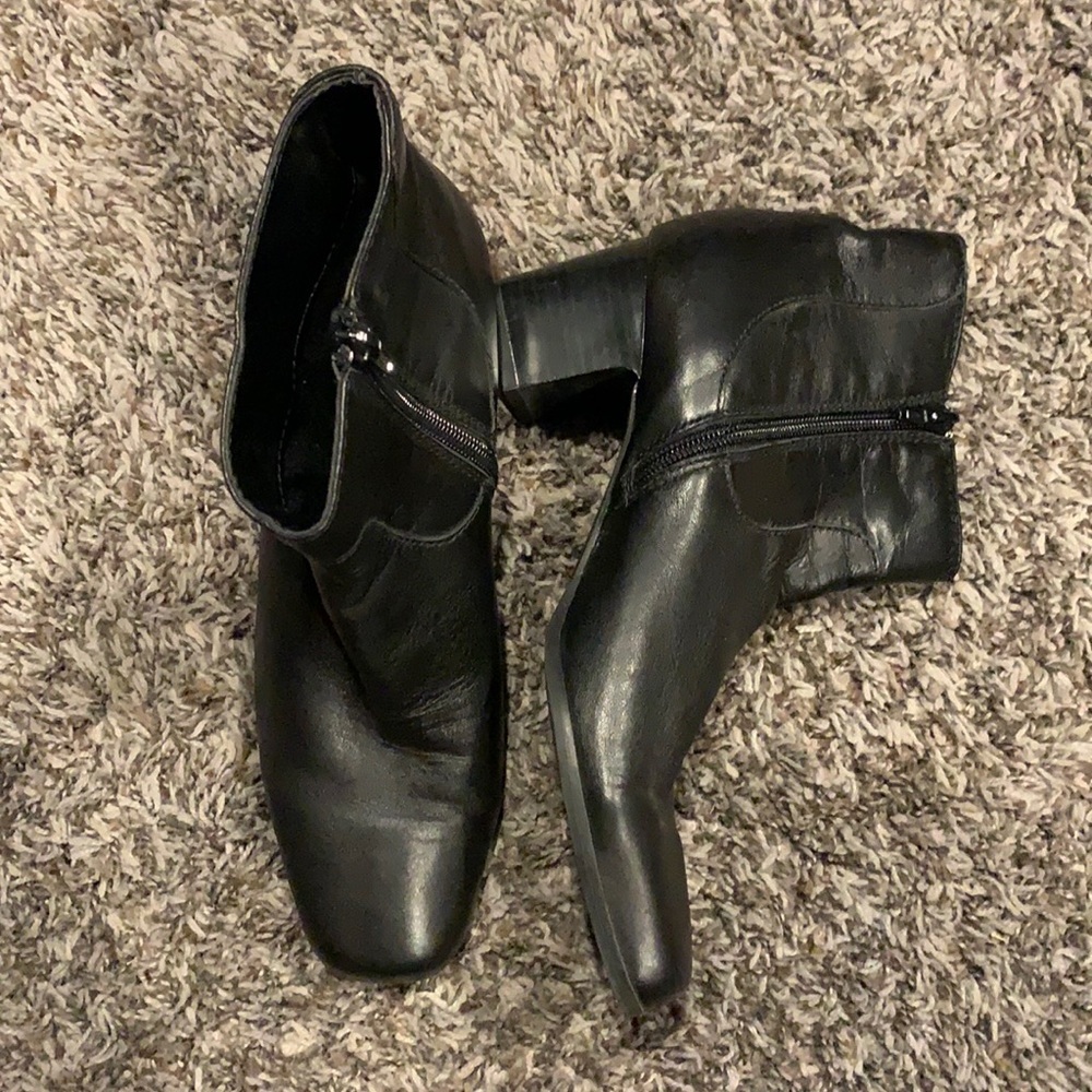 Women’s St. John’s Bay Heeled Boot